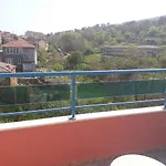 Family Jemelly Obzor