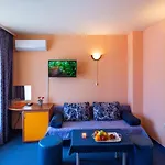 Family Jemelly Hotel