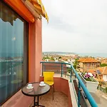 Family Jemelly Hotel