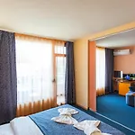 Hotel Family Jemelly 2*