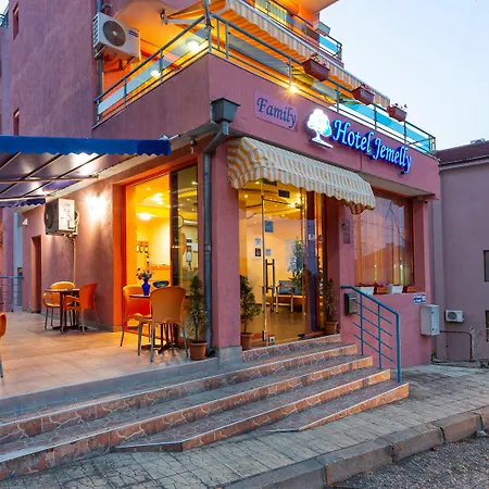 Hotel Family Jemelly 2*